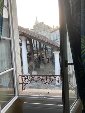 Les Vieilles Halles De Villebois Εξωτερικό φωτογραφία